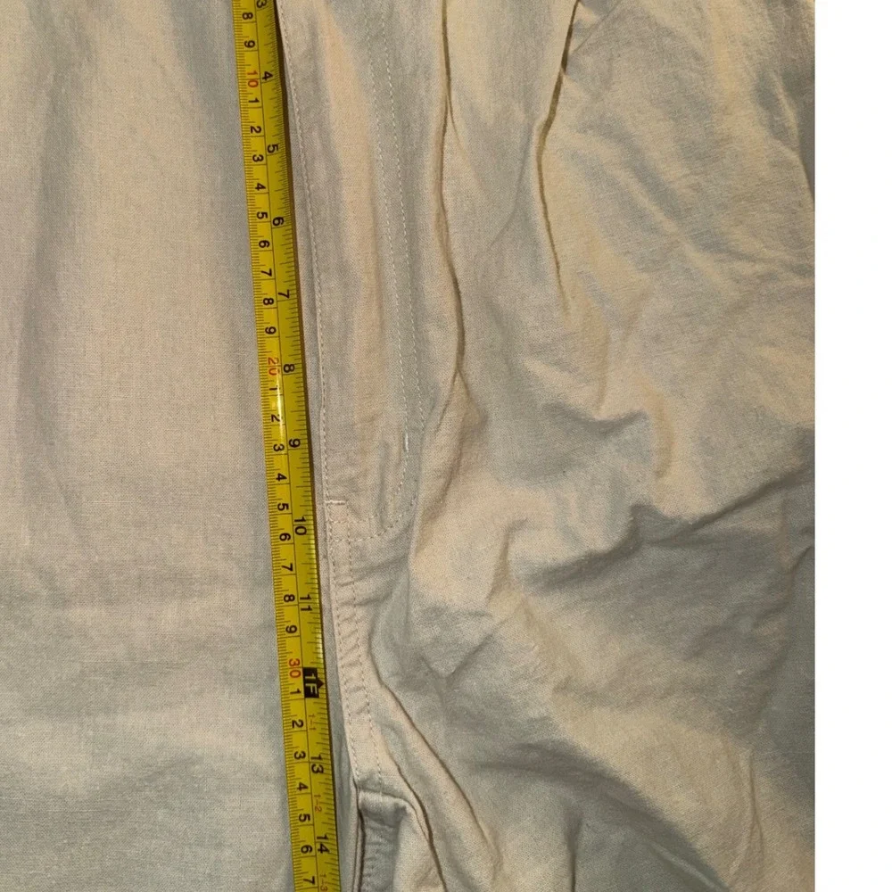 St. John's Bay Cargo Shorts Mens 44 Tan Ramie Cotton Pleated Utility